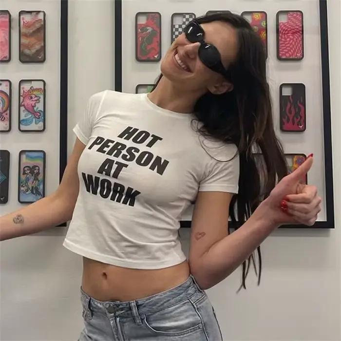 Persona chaude au travail femme T-Shirt été Harajuku haut court Sexy vêtements de fête col rond reca