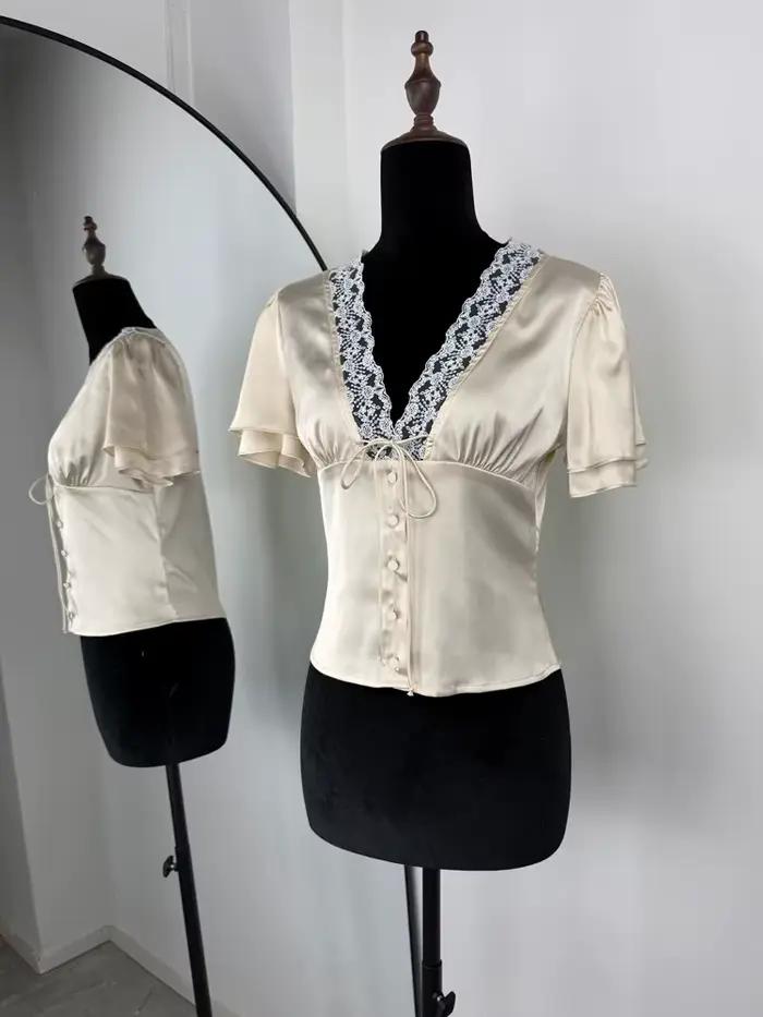 Tossy dentelle été col en v T-shirt haut pour les femmes à lacets évider à manches courtes imprimé h