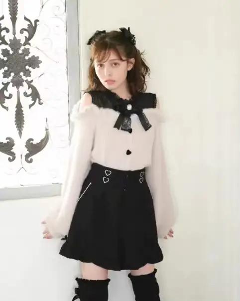 Pull Liz Godivana en Polyester avec Arc Décoratif pour Femmes, Tailles Uniques et Couleurs Subtiles, Pour Occasions Spéciales Automne Hiver