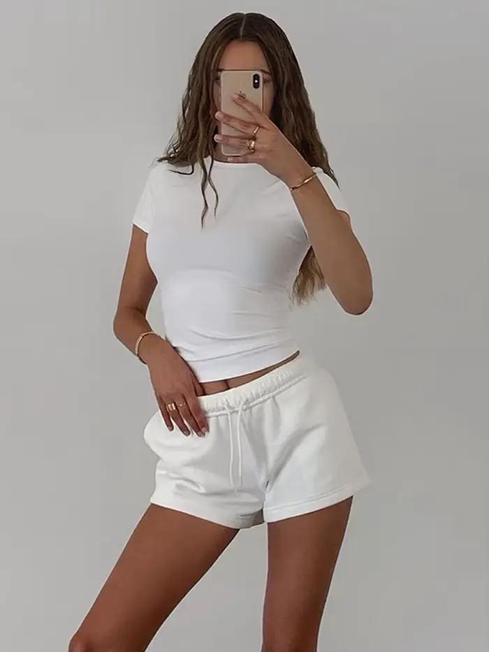 Nouveau T-Shirt Femme Sungnam 2025 Polyester Élasthanne Court Décontracté Blanc Bourgogne Noir Vert Occasions Spéciales Été