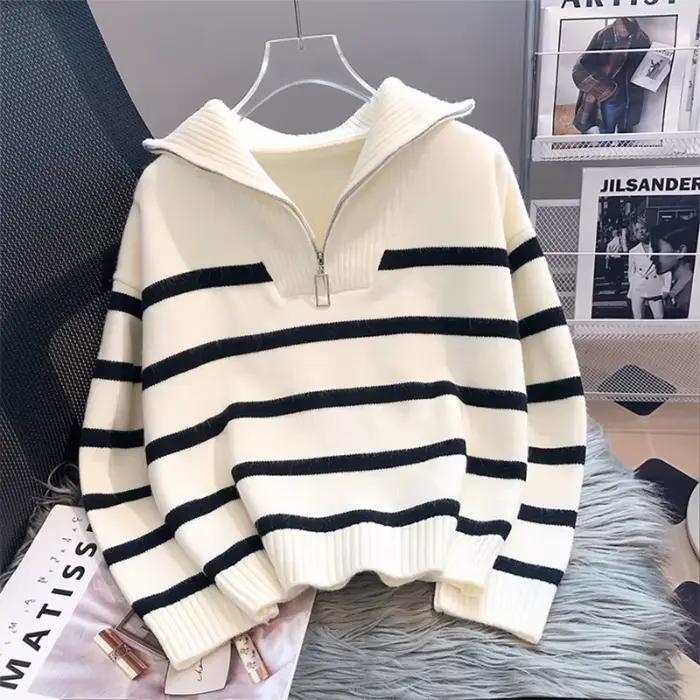Pull à revers zippé rayé pour femme