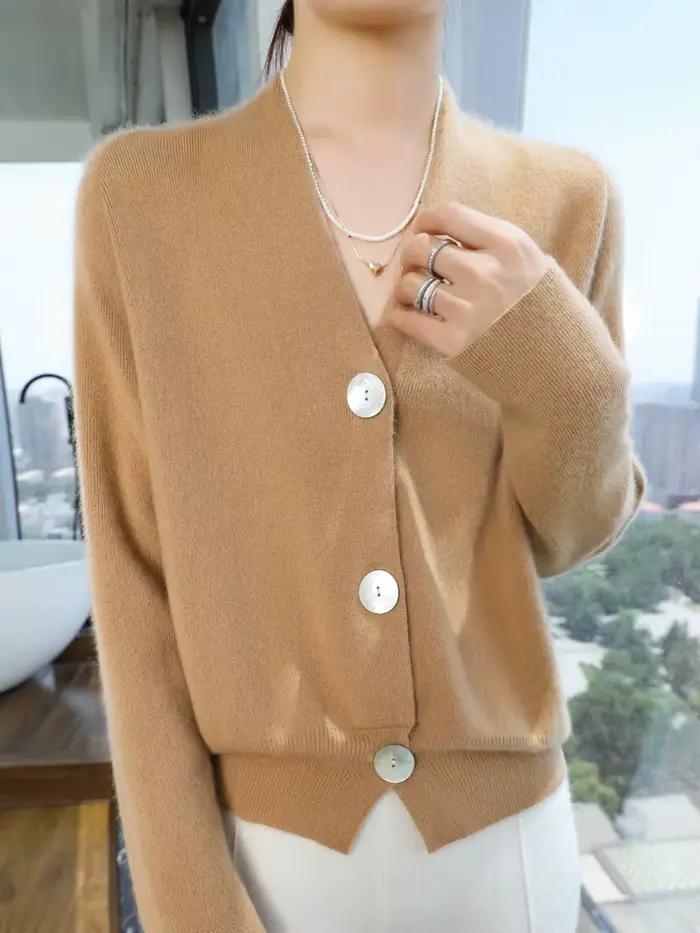 Pull en cachemire et laine mérinos col en V pour femmes, cardigan automne hiver, élégant et confortable pour le bureau et les soirées
