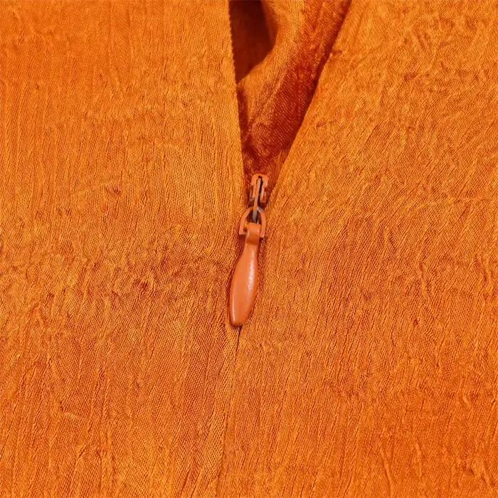Haut pour femme Nouvelle Collection Printemps 2026 Orange Sans Manches Texture Satinée Longue Tresse Élégant et Stylé Tendance Unique
