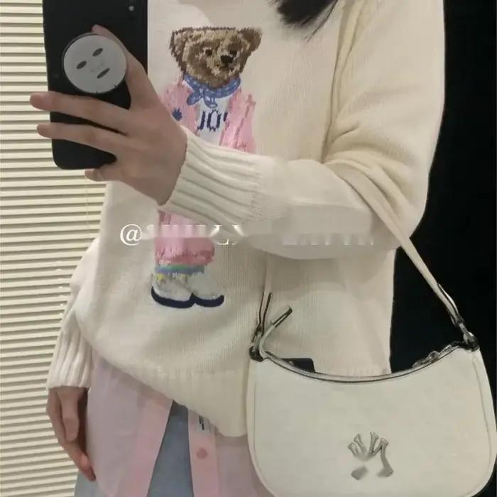 Classique brodé dessin animé ours tricots rose coupe ample polyvalent femmes automne hiver mode col rond pull