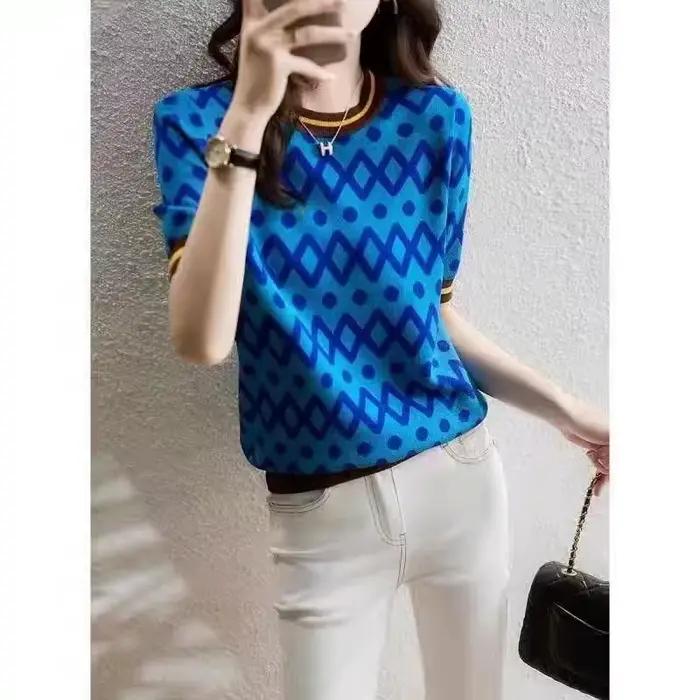 Pull en cachemire bleu à manches courtes pour femmes, style décontracté, motif écossais, coupe cintrée, col rond, idéal pour le printemps et l'été, occasions spéciales ```