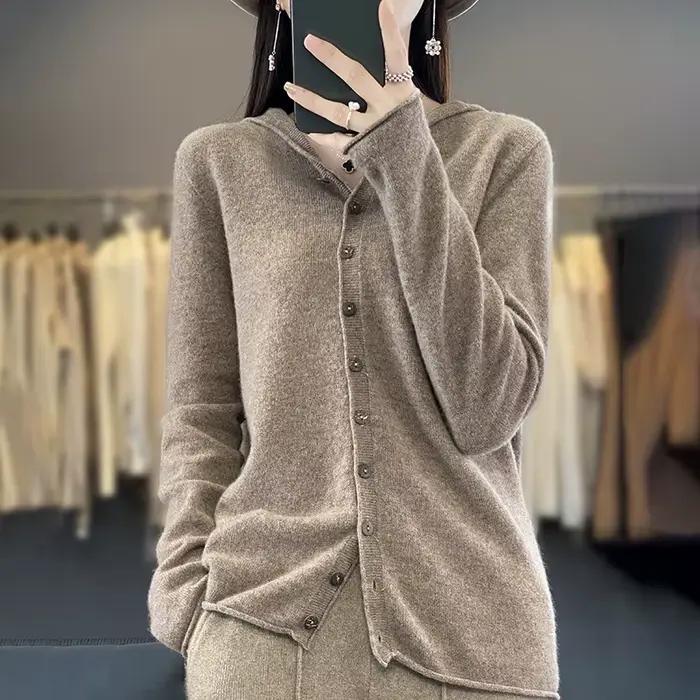 Cardigan à Capuche en Laine Mérinos pour Femme