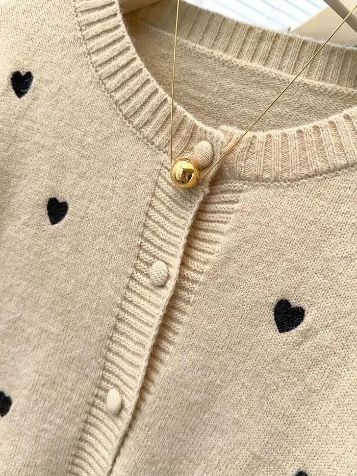 Cardigan pour femme avec broderie en forme de cœur