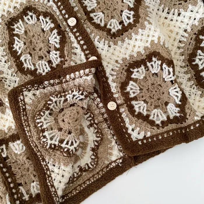 Chemisier en crochet à manches courtes boutonné