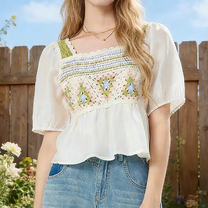 Blouse en crochet pour femme