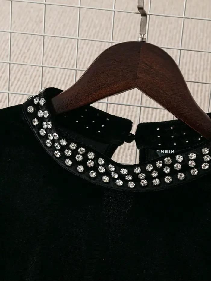 Chemisier en velours noir pour femme