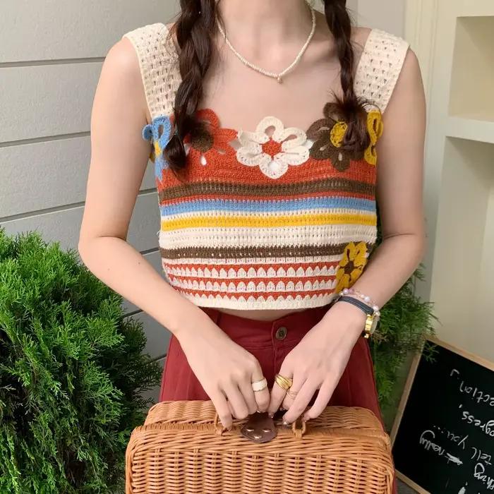 Débardeur en Crochet brodé de fleurs