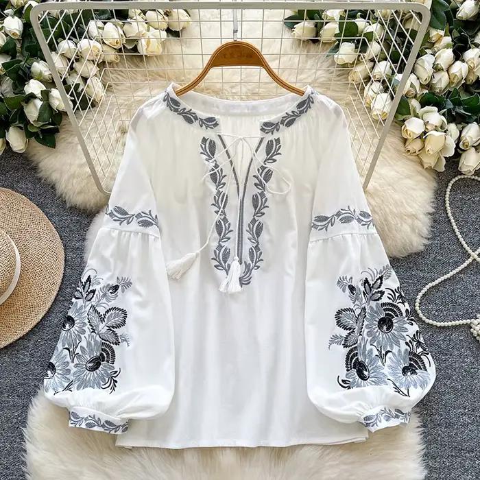 Chemisier brodé floral décontracté pour femmes, printemps-automne, style ethnique, col en V, ample et décontracté, manches lanternes, haut à lacets, occasion spéciale