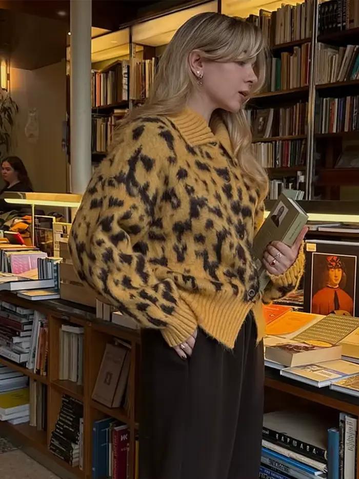 Cardigan court en tricot imprimé léopard jaune pour femme