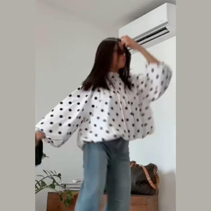 Chemisier élégant et chic à pois avec lacets pour femme