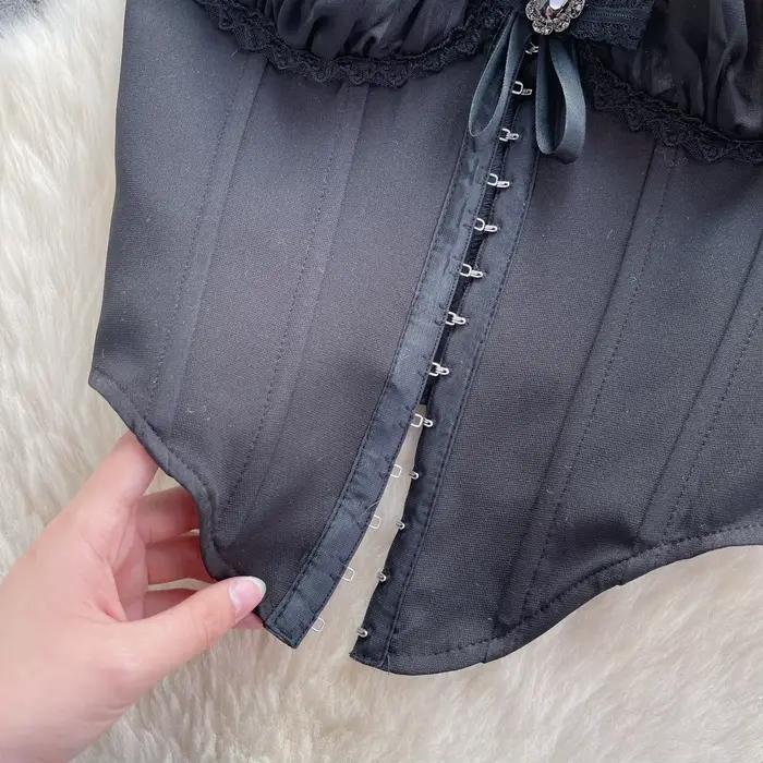 Débardeur Chic en Dentelle pour Femmes Style Vintage Corset Bretelles Spaghetti Occasions Spéciales