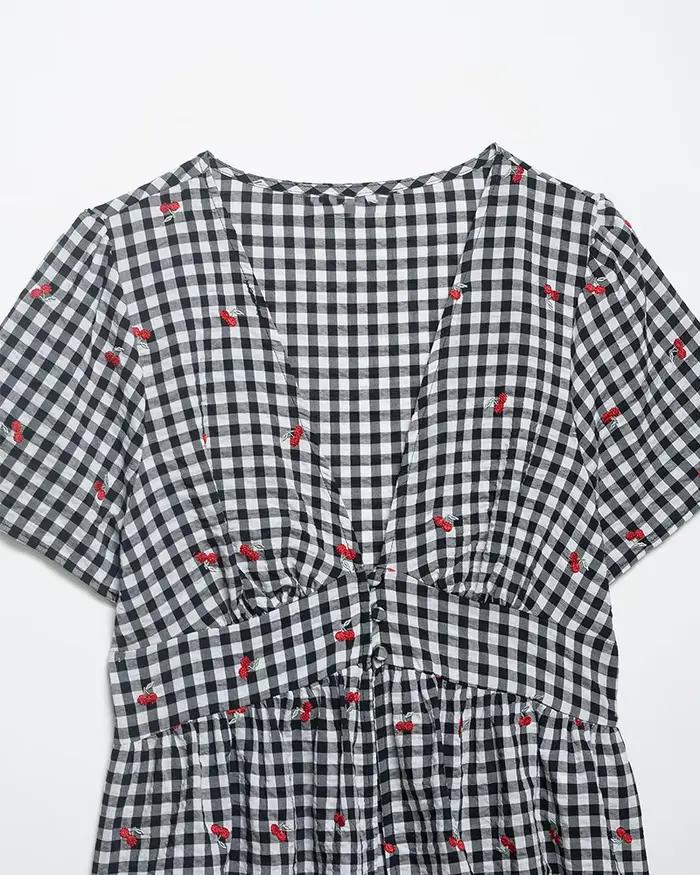 Haut brodé à carreaux pour femme