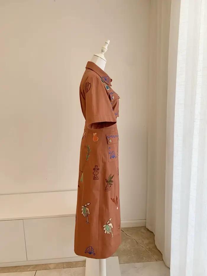 Chemise pour femme avec motif brodé