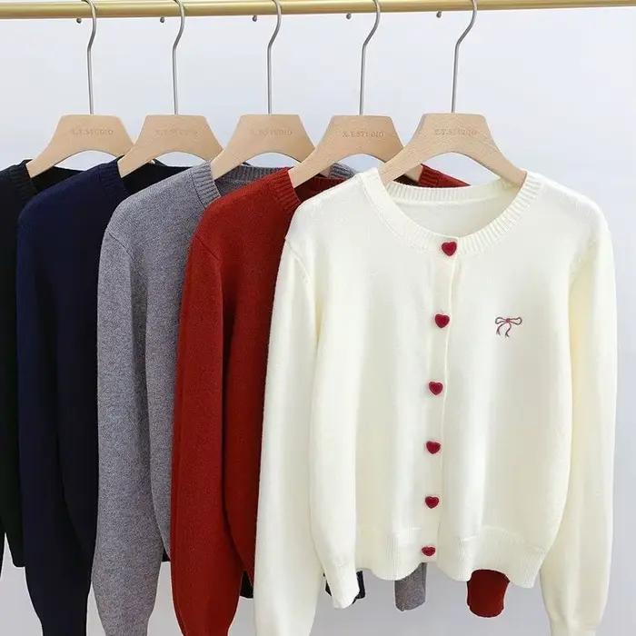 Cardigan en tricot brodé pour femmes décontracté col rond boutonnage simple polyester coton pull printemps automne ocassions spéciales