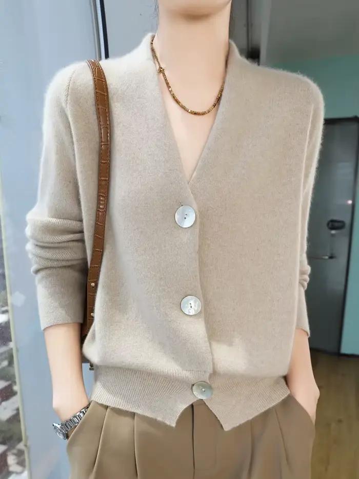 Pull en cachemire et laine mérinos col en V pour femmes, cardigan automne hiver, élégant et confortable pour le bureau et les soirées