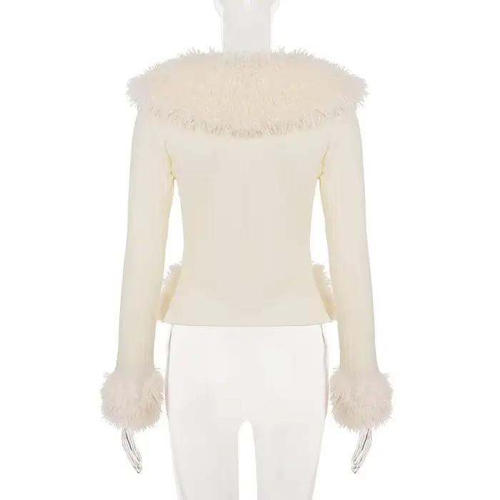 Cardigan tricoté blanc moelleux