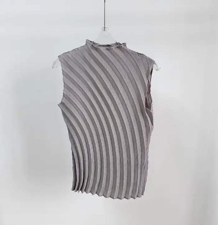 Miyake plissé couleur unie débardeur 2025 été nouveau