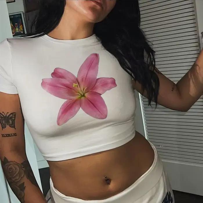 T-shirt court imprimé basique pour femmes, vêtements d'été minces, haut graphique pour dames, vêteme