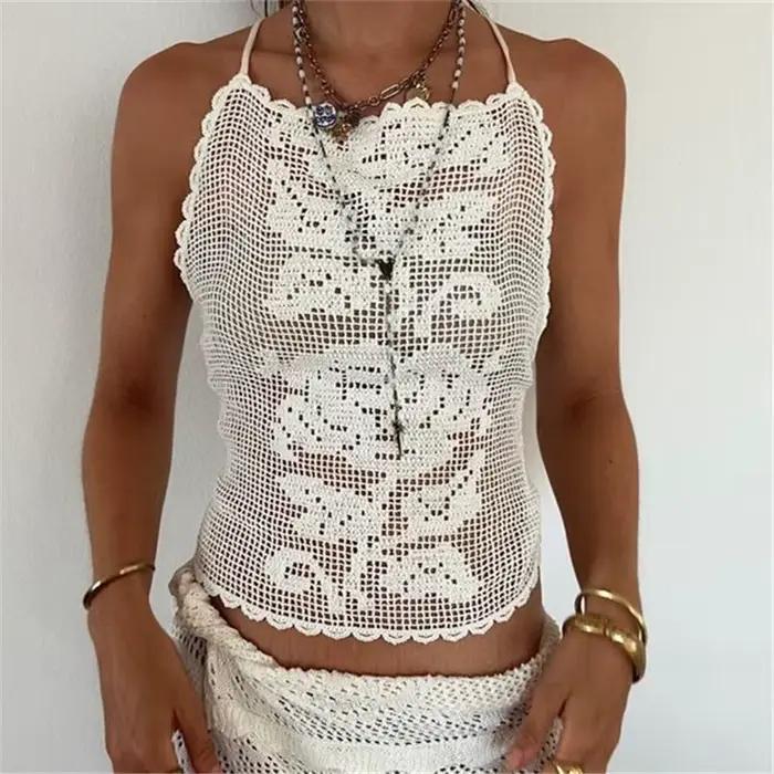 Débardeur bohème en crochet pour femme, col halter, dos ajouré avec motif floral, idéal pour les vac