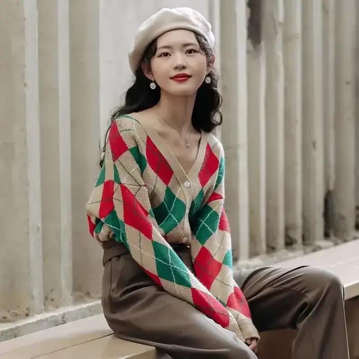 Hauts en tricot pour femme à carreaux vert col en v pull