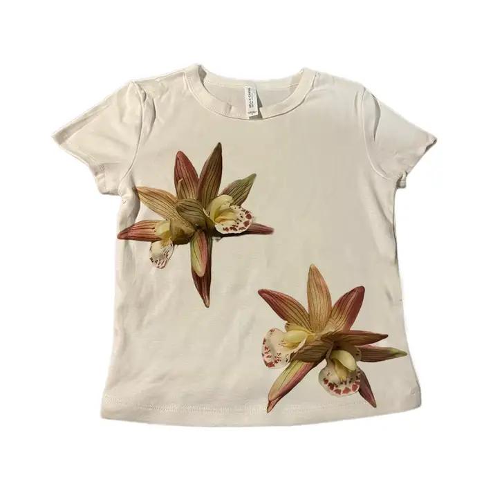 T-shirt à imprimé floral pour femmes style décontracté ajustement parfait motif floral et coupes slims pour femmes occasions spéciales et mode urbain
