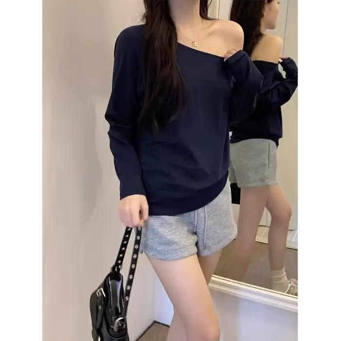 T-shirt asymétrique épaule dénudée à manches longues pour femmes, style pur désir, nouveau modèle automne 2024 polyester élastique, occassions spéciales et plage
