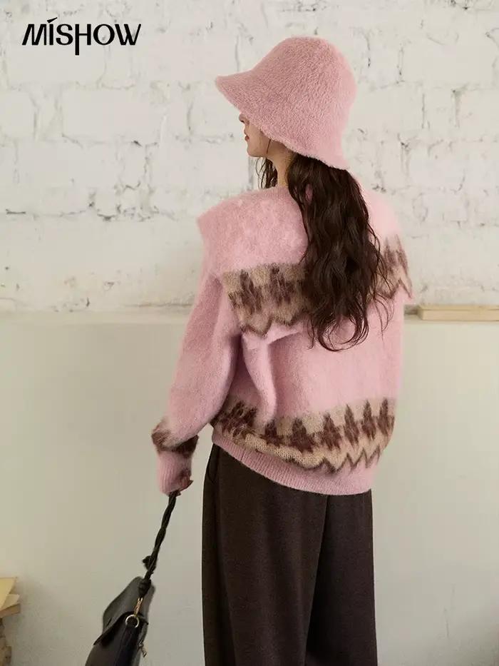 MISHOW Jacquard pulls pour femmes 2025 hiver mode rétro motif géométrique col en v tricoté pull avec châle MXE86Z2654