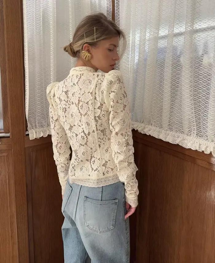 Élégant Beige décontracté évider chemises femmes Vintage crochet dentelle florale à manches longues bouton Blouse français hauts Blouses vêtements