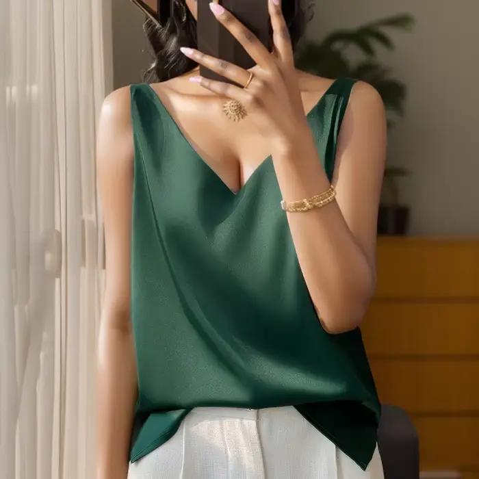 Camisole en soie satin pour femmes de tous âges couleurs uni sans manches élégante confortable hauts printemps été automne hiver occasions spéciales