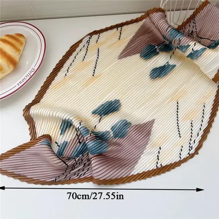 Foulard de tête plissé en coton mixte pour femme, polyvalent et élégant, idéal pour les occasions quotidiennes et spéciales, accessoire mode et chic ```