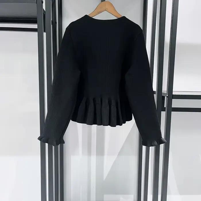 Cardigan tricoté noir pour femmes