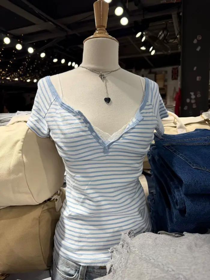 Nouveaux T-shirts slim rayés bleus pour femme