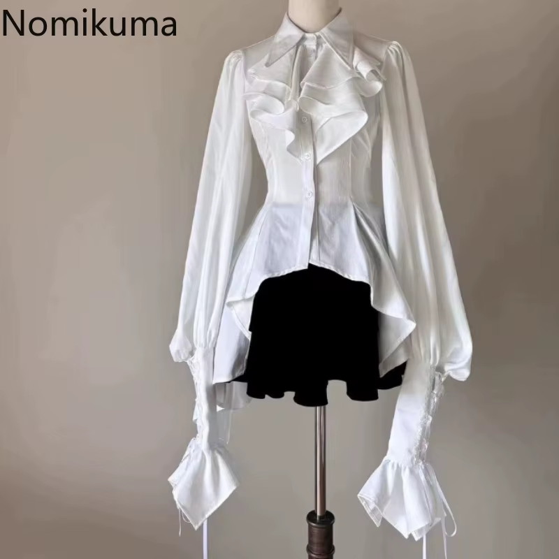 Chemisiers japonais De Style Lolita pour femmes, 2025 Blusas Mujer De Moad, coupe cintrée, manches évasées, chemises blanches, chemisier irrégulier Goth